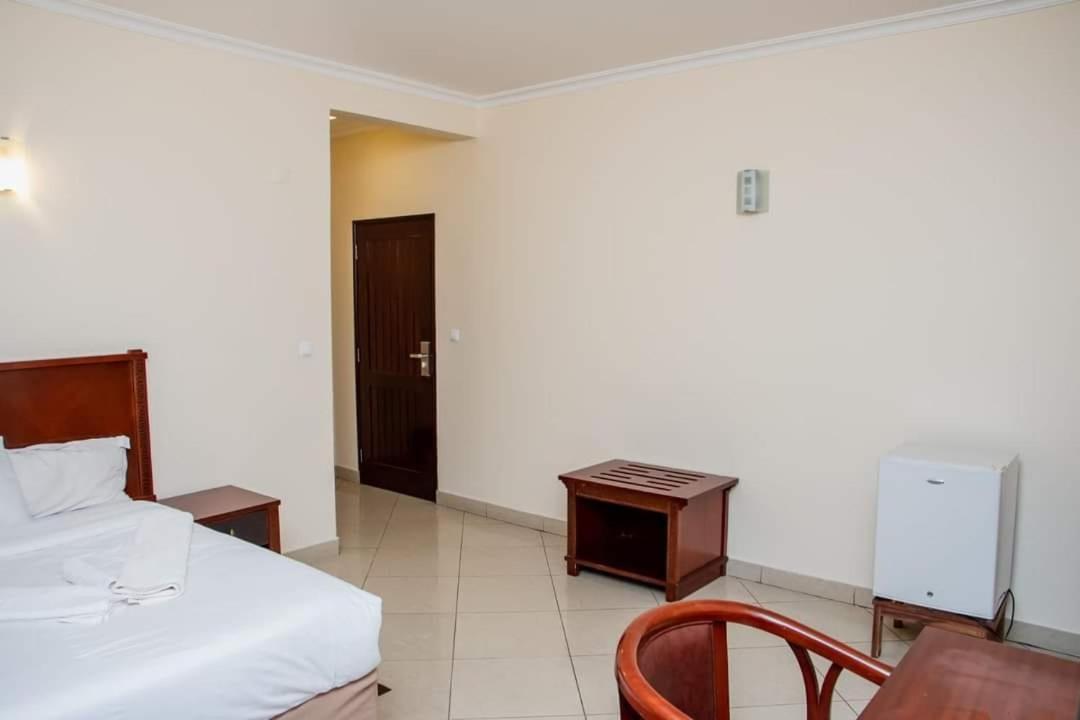 Pensao Marhaba Residencial Otel Maputo Dış mekan fotoğraf